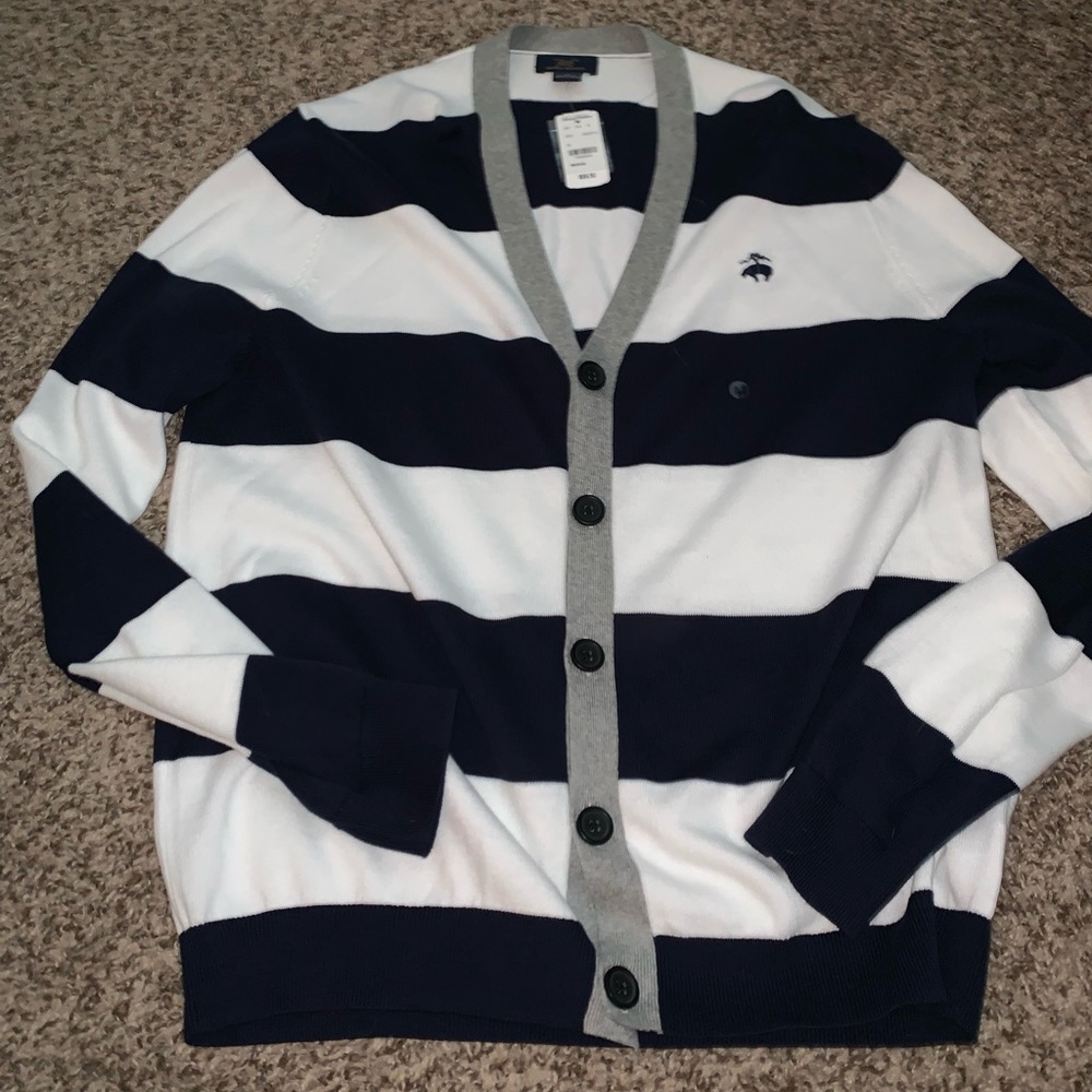 Men’s sweater cardigan